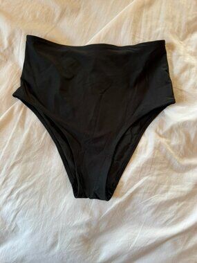 LuLuLemon High Waist Bikini Bottoms Never Worn Size 6
